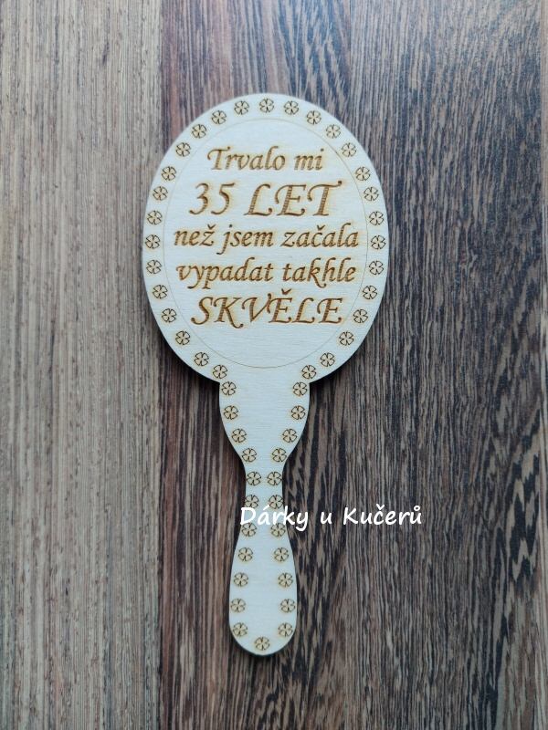 Zrcátko 35