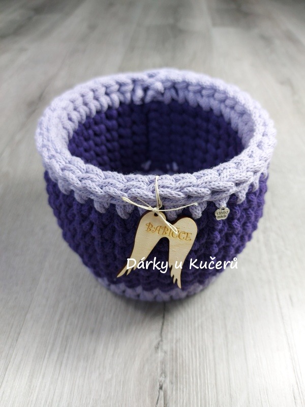 Háčkovaný košík BABIČCE