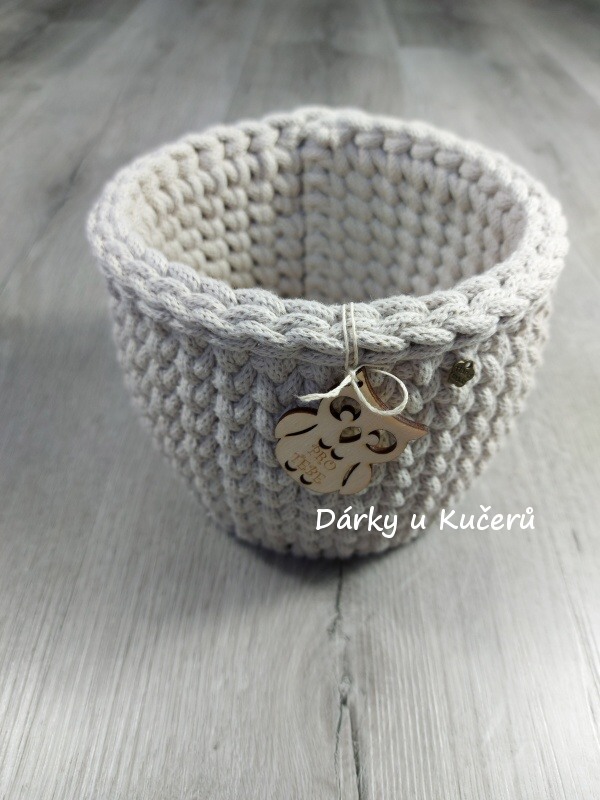Háčkovaný košík PRO TEBE