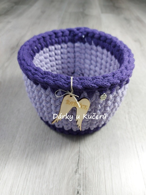 Háčkovaný košík BABIČCE